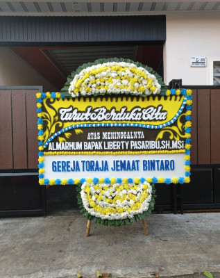 Papan Bunga Duka di Kelapa Dua
